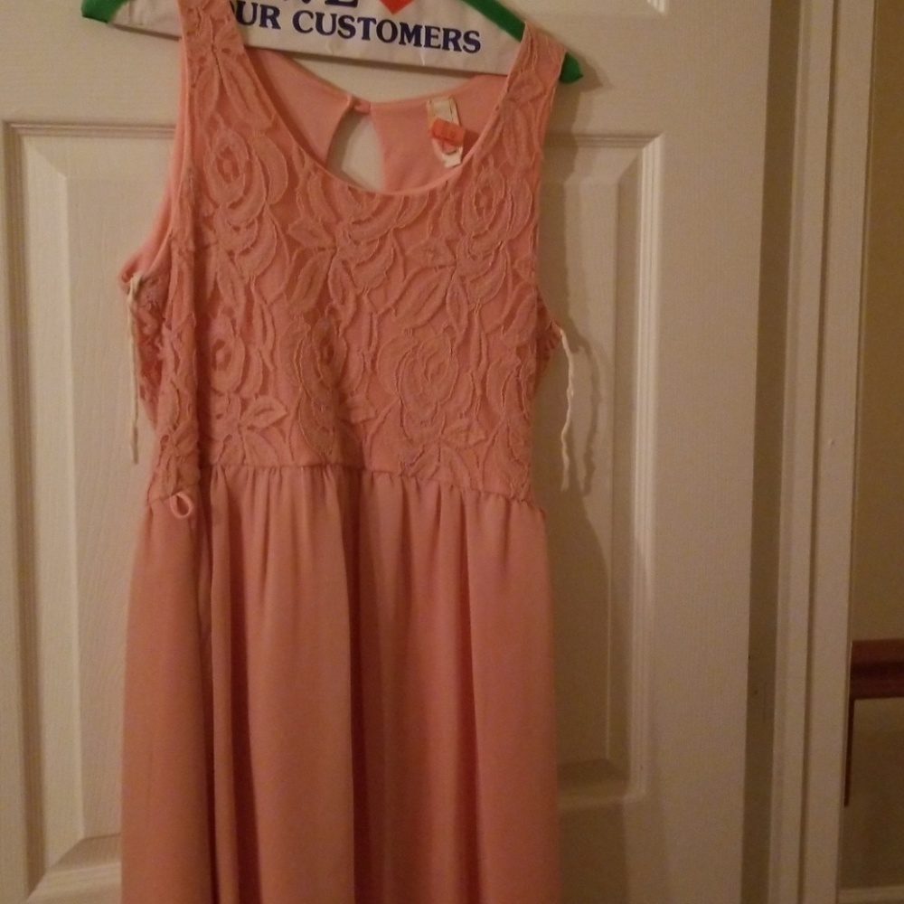 Girls dress